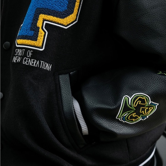 Varsity jacket - Picture 4 of 5